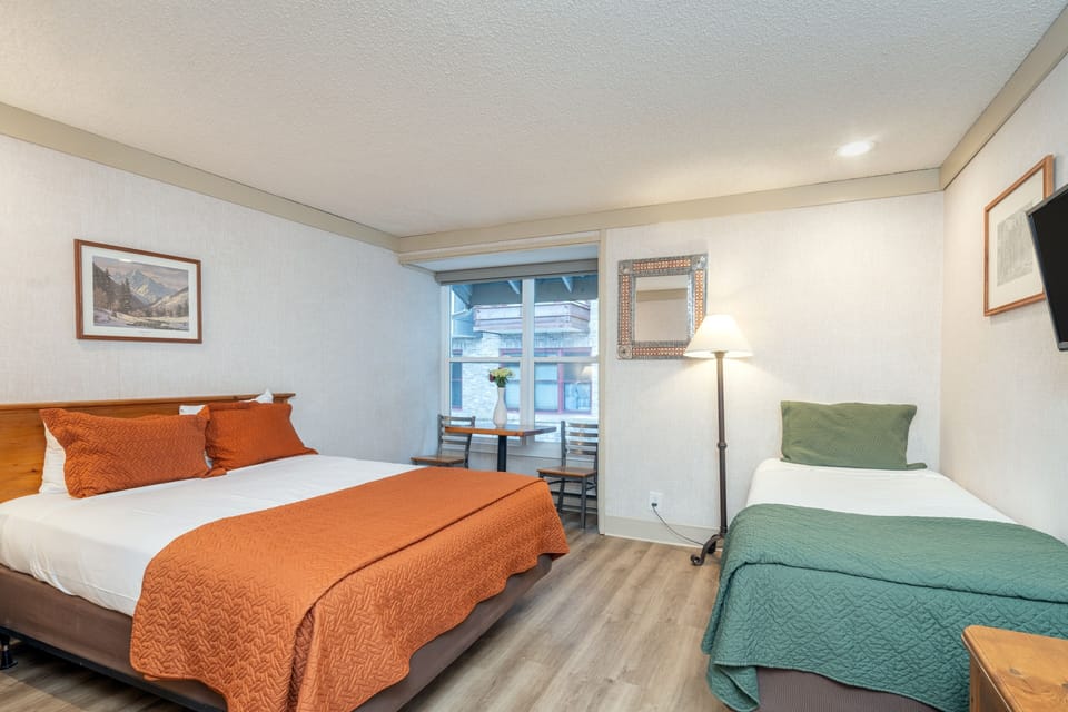 Room, 1 Bedroom | 1 bedroom, free WiFi