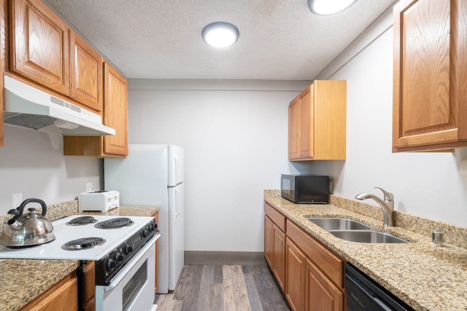 Condo, 1 Bedroom | Private kitchen | Coffee/tea maker, fridge, oven, toaster