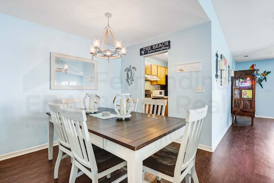 House, 2 Bedrooms | Dining