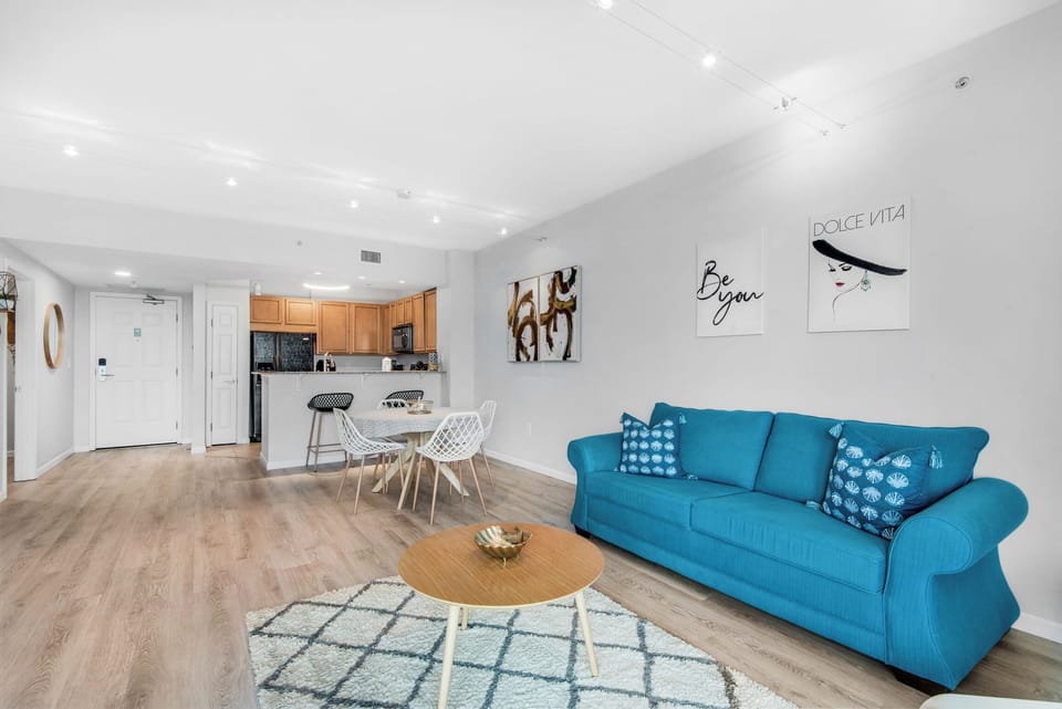 Living room to kitchen view
