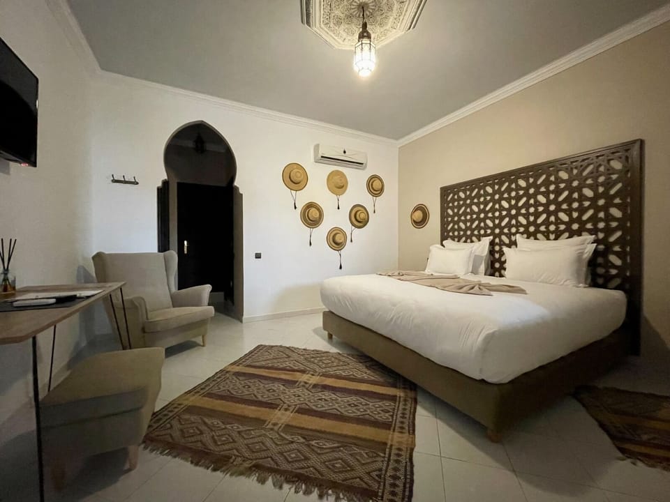 Standard Double Room, 1 Bedroom | Egyptian cotton sheets, premium bedding, pillowtop beds, in-room safe
