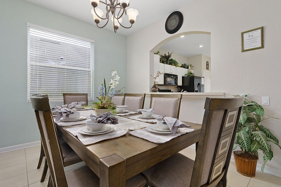 Ding table - inOnce Upon A Dream Villa 