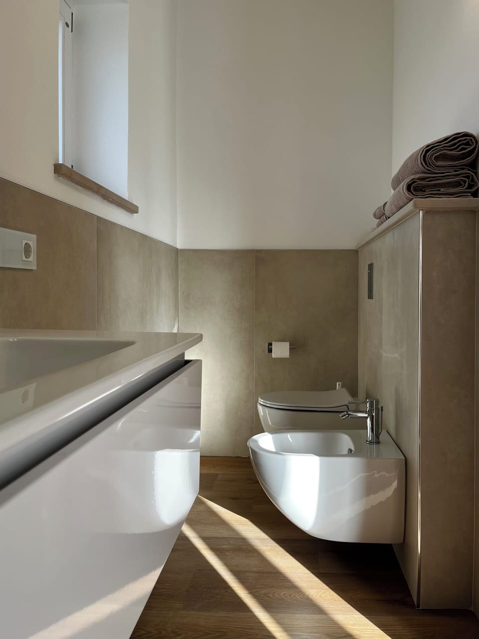 Comfort Villa | Bathroom | Shower, rainfall showerhead, hair dryer, bidet