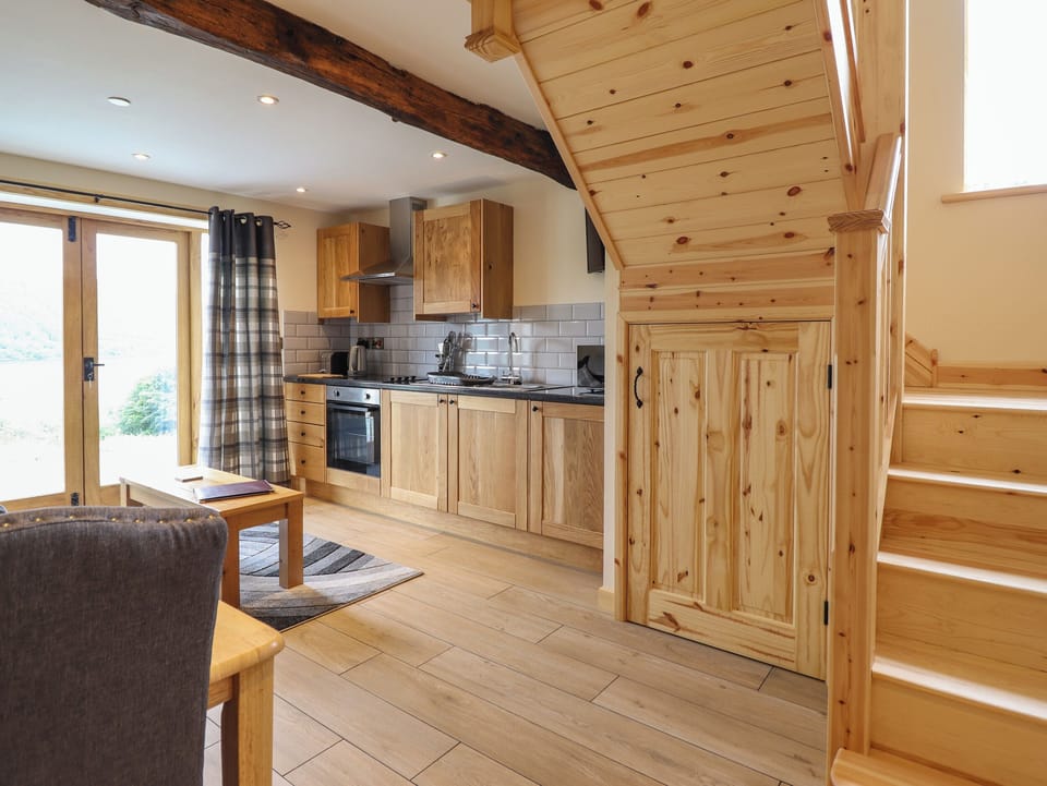 Fridge, dishwasher, electric kettle, toaster
