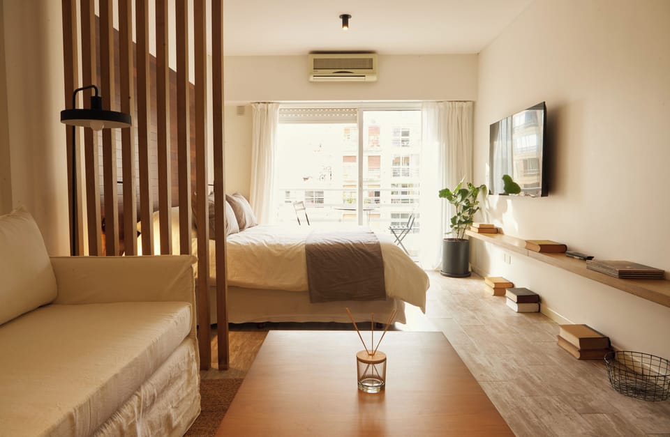 Studio | Living area