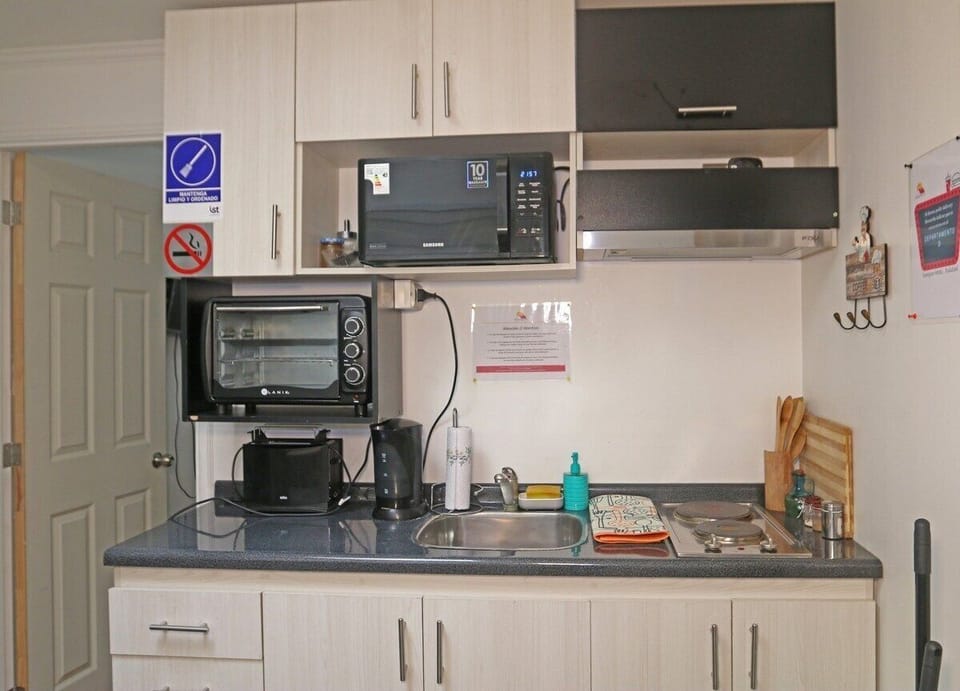 Kitchen or kitchenette