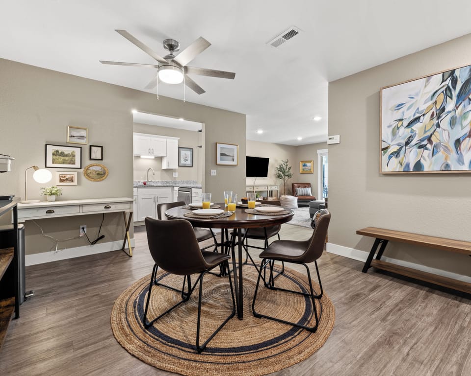 Dining area with coffee bar 