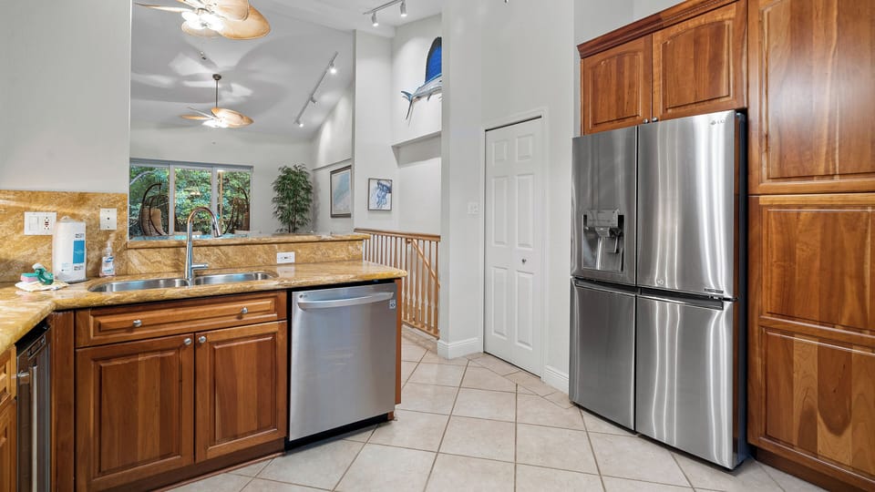 Kitchen - 2nd Floor