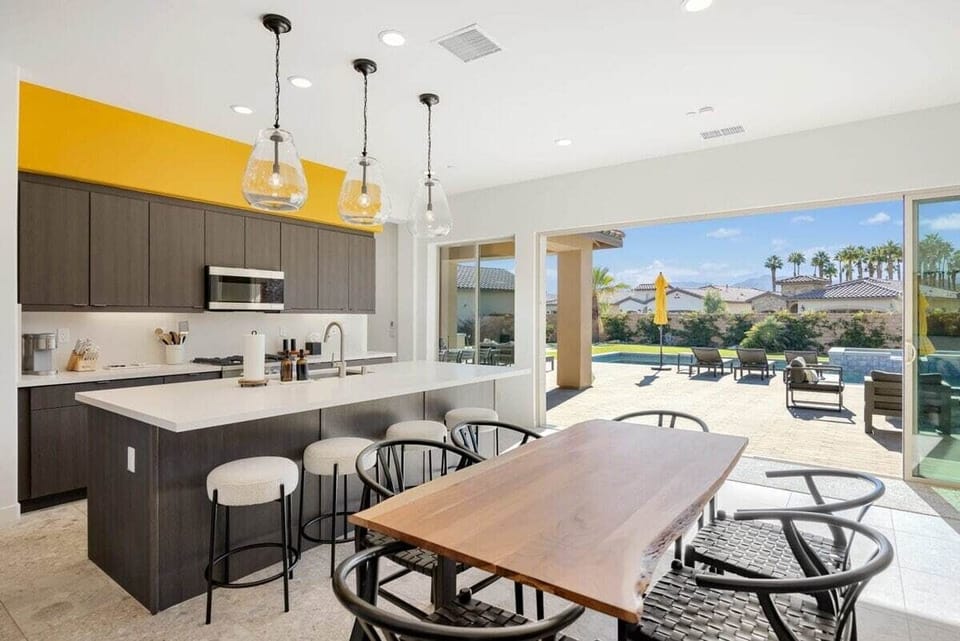 Kitchen and dining are to enjoy meals.