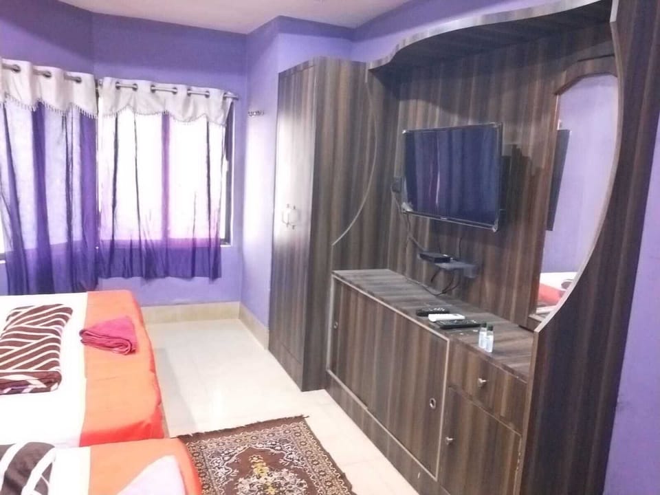 Economy Room | Interior detail