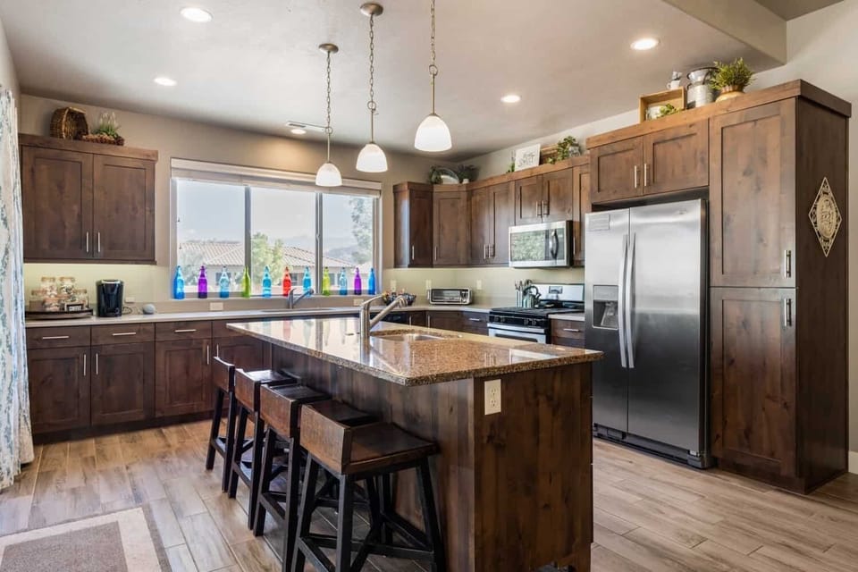 House, Multiple Bedrooms | Private kitchen | Coffee/tea maker, fridge, oven, toaster