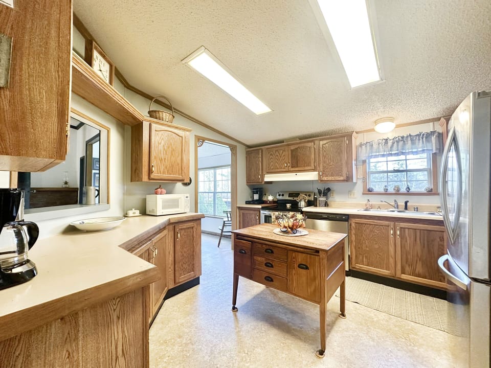 Fully equipped kitchen