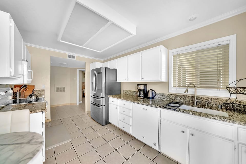 Kitchen STR23-0019