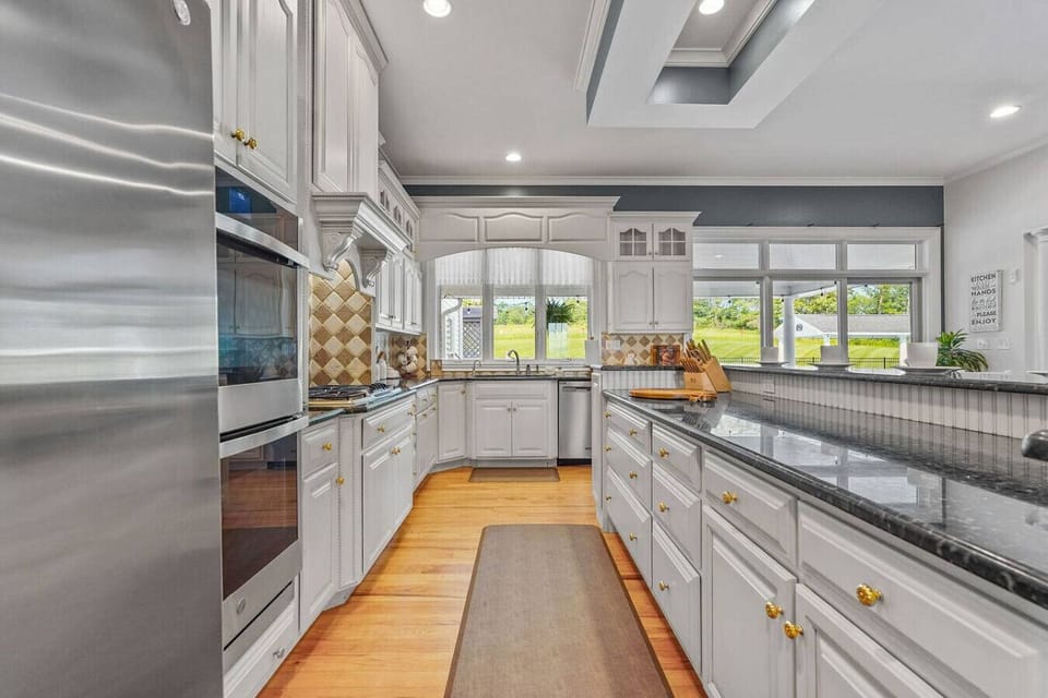 Luxury Kitchen Stuffed full of Cooking Gadgets: Pots and Pans, Serving Dishes, Bakeware, Etc.