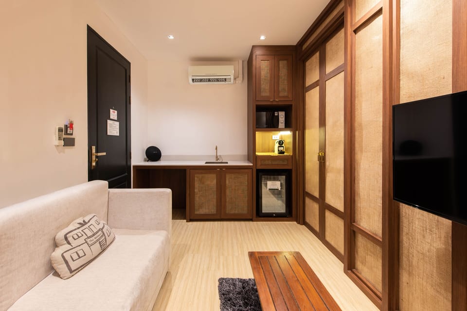 One Bedroom Suite | Living area | LED TV