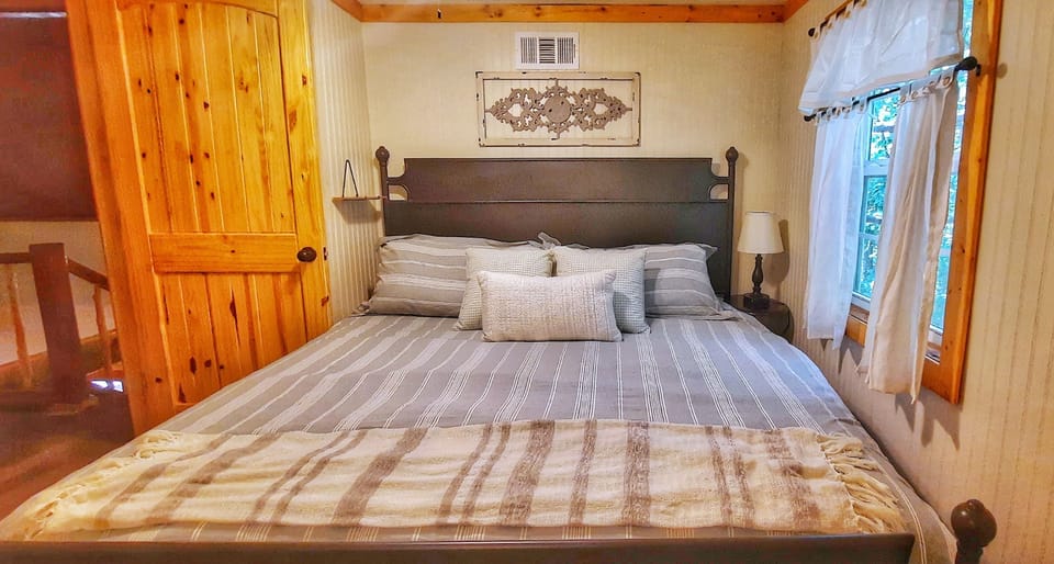 Suite dreams are made of this King mattress, complete with a bedside nightstand