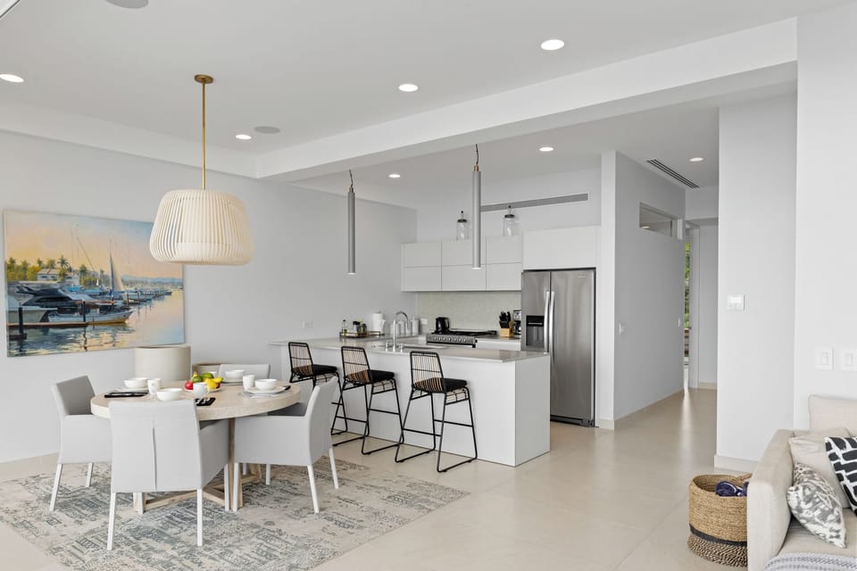 Condo - Image 13