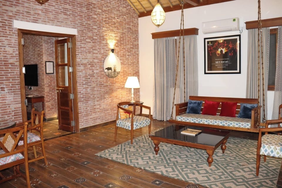 Royal Suite | Living area | LED TV