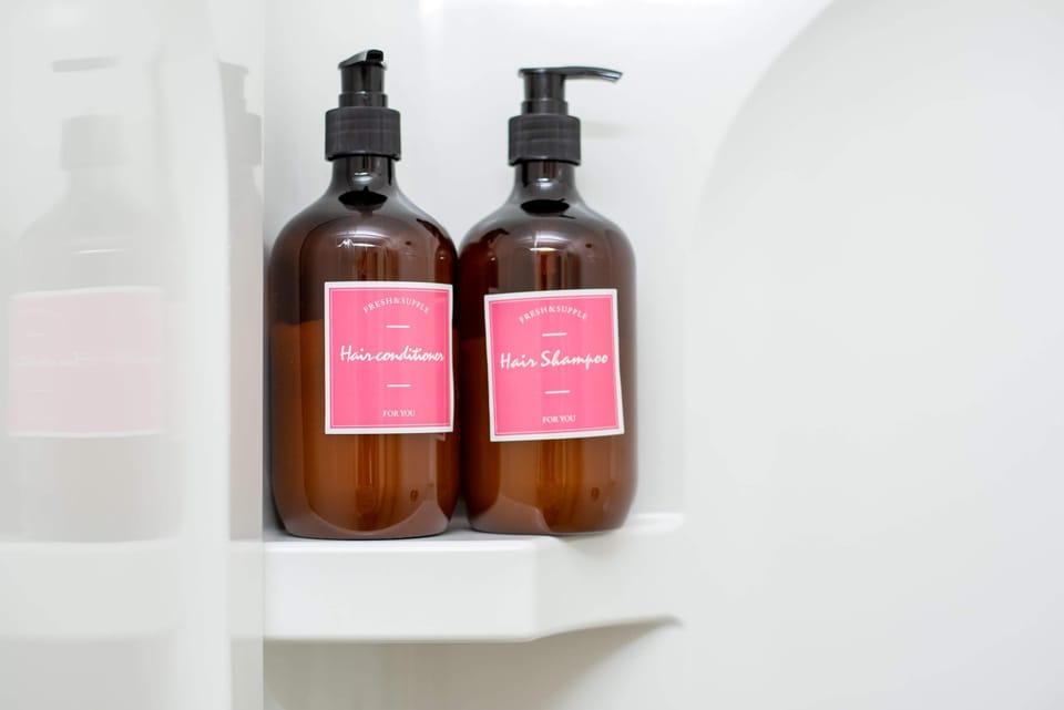Bathroom amenities