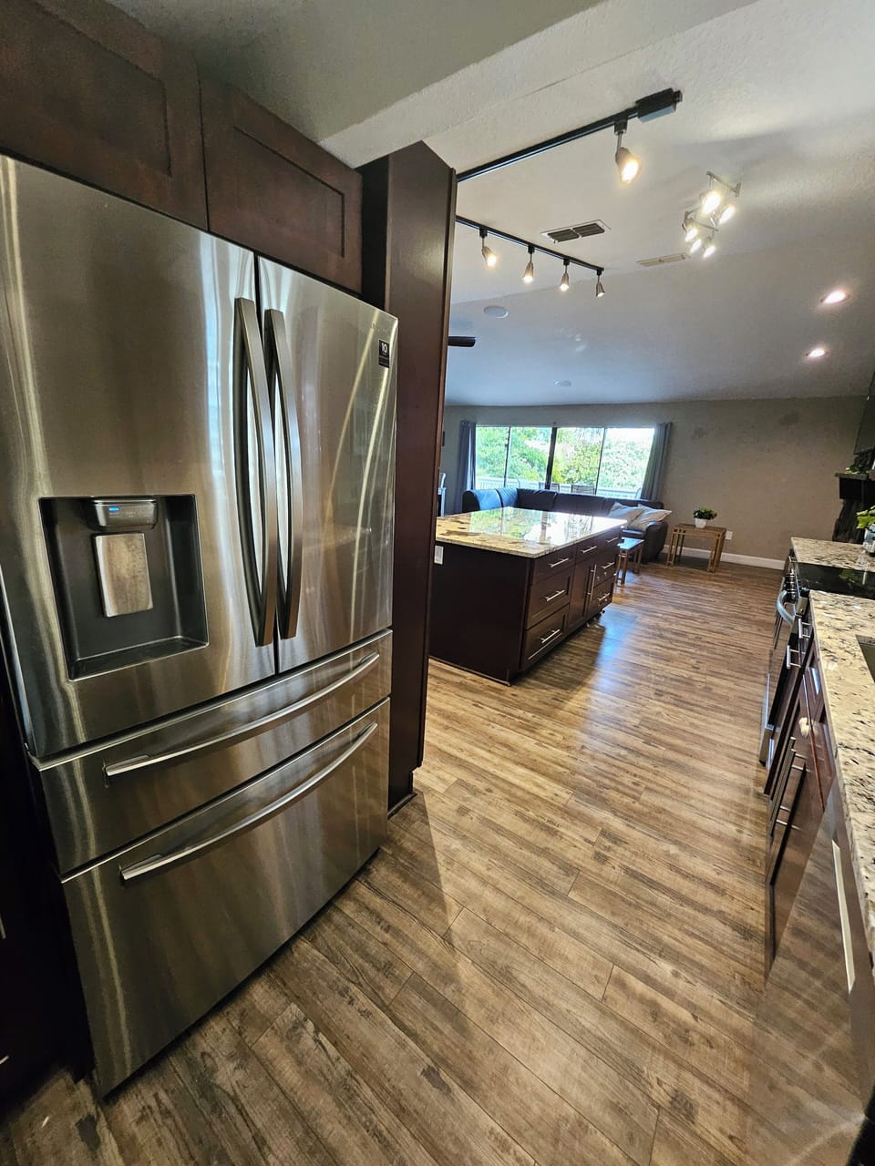 Ice and water filter fridge.