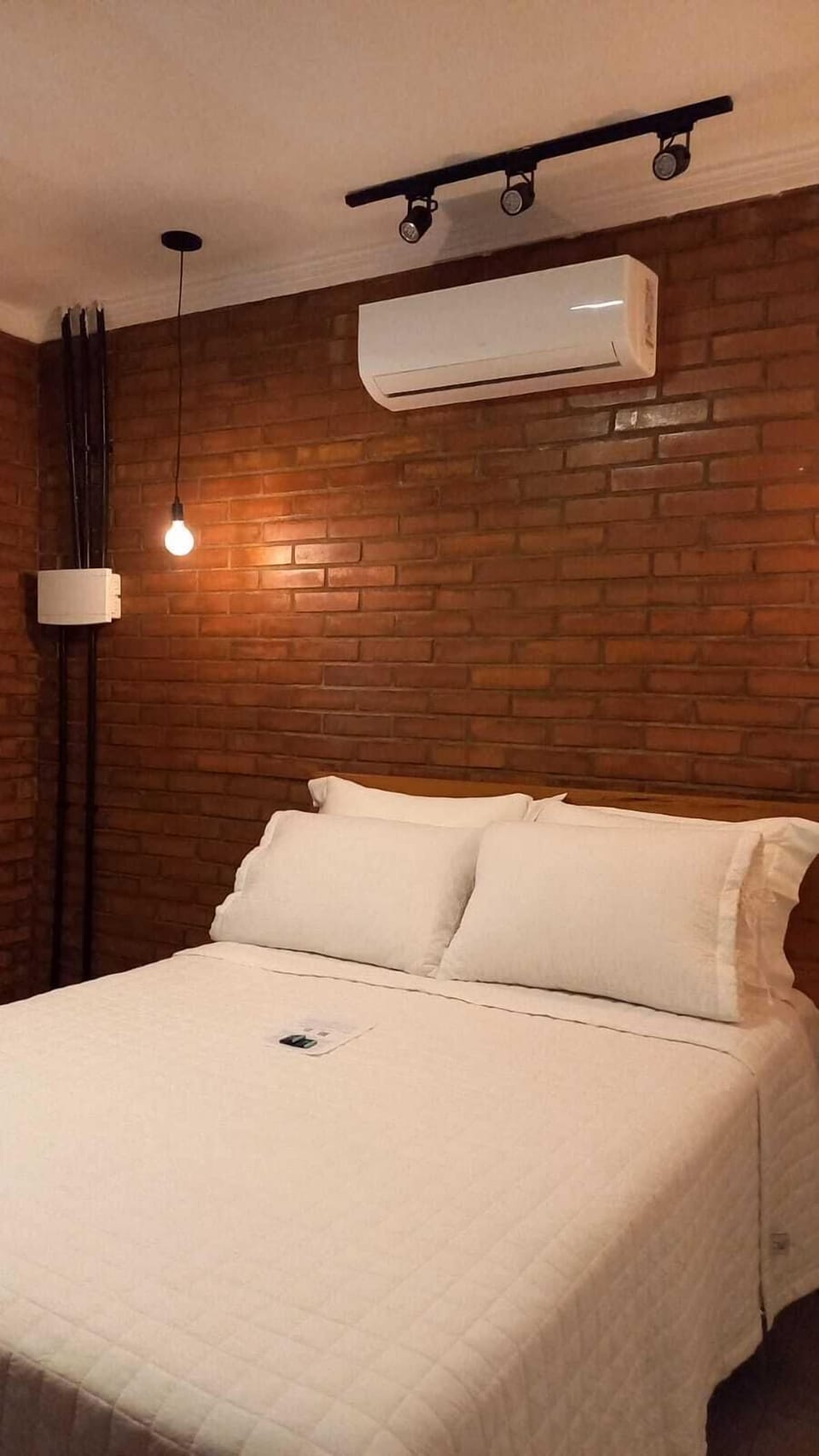 In-room safe, blackout drapes, WiFi (free)