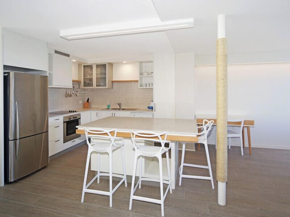 Family Apartment | Private kitchen | Fridge, microwave, oven, stovetop