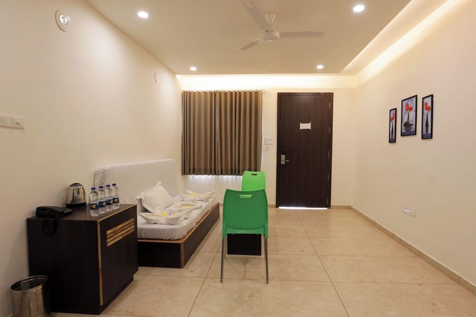 Deluxe Studio Suite