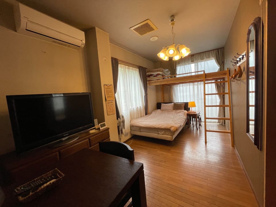 Double or Twin Room | Iron/ironing board, bed sheets