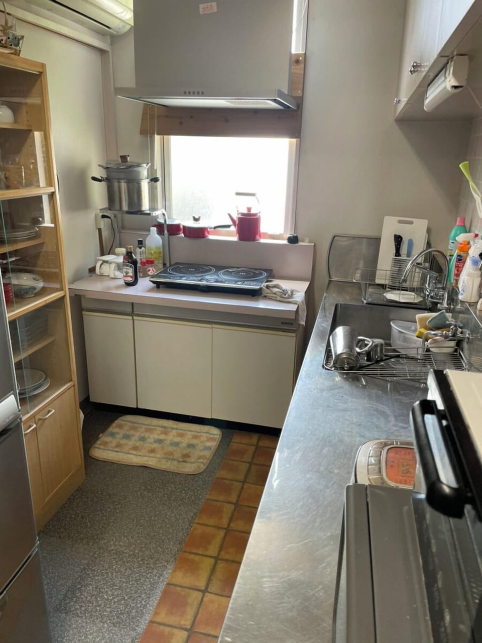 Shared fridge, microwave