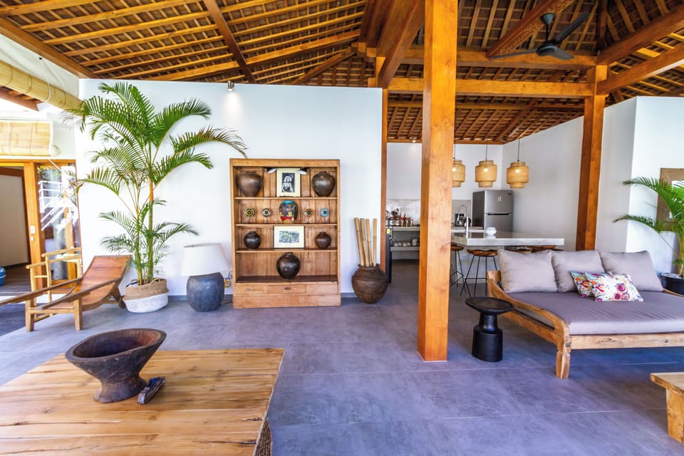 Deluxe Villa, 5 Bedrooms, Private Pool, Pool View | Dining room