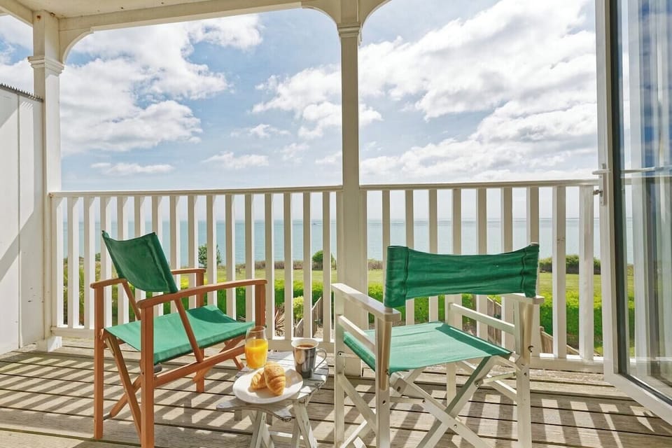 Breakfast On The Balcony  - Luna's Seaview Apartment in Broadstairs, Kent Hosted by @seastayuk www.seastay.co.uk