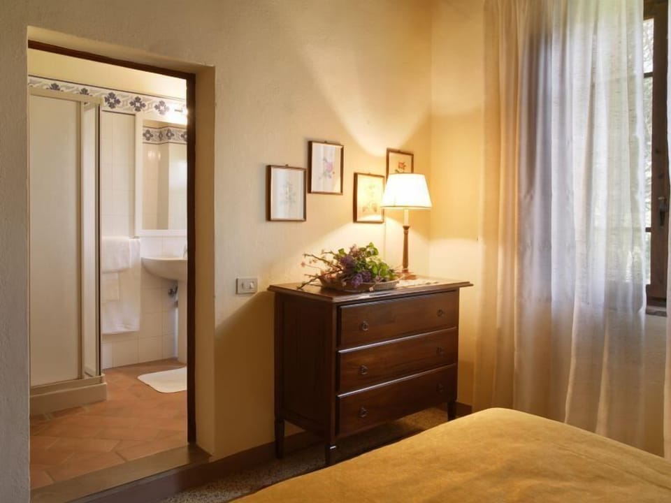 Bedroom with en-suite bathroom