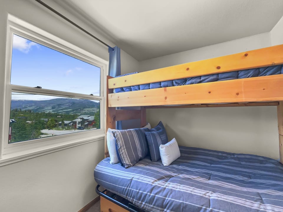 Townhome, 4 Bedrooms | 4 bedrooms, laptop workspace, iron/ironing board, free WiFi