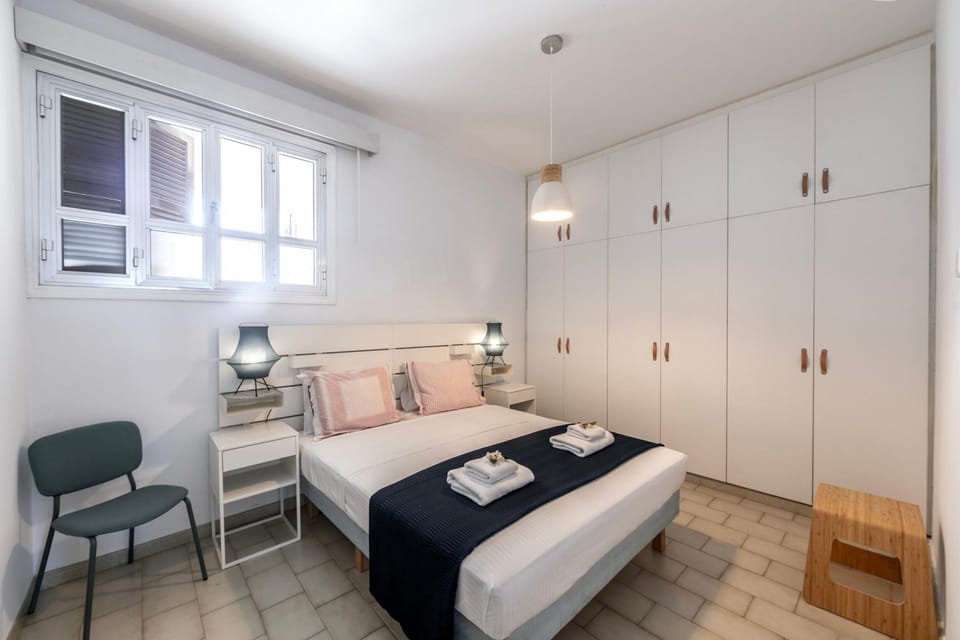 Protaras Beachfront H2O Suite Apartment in Paralimni