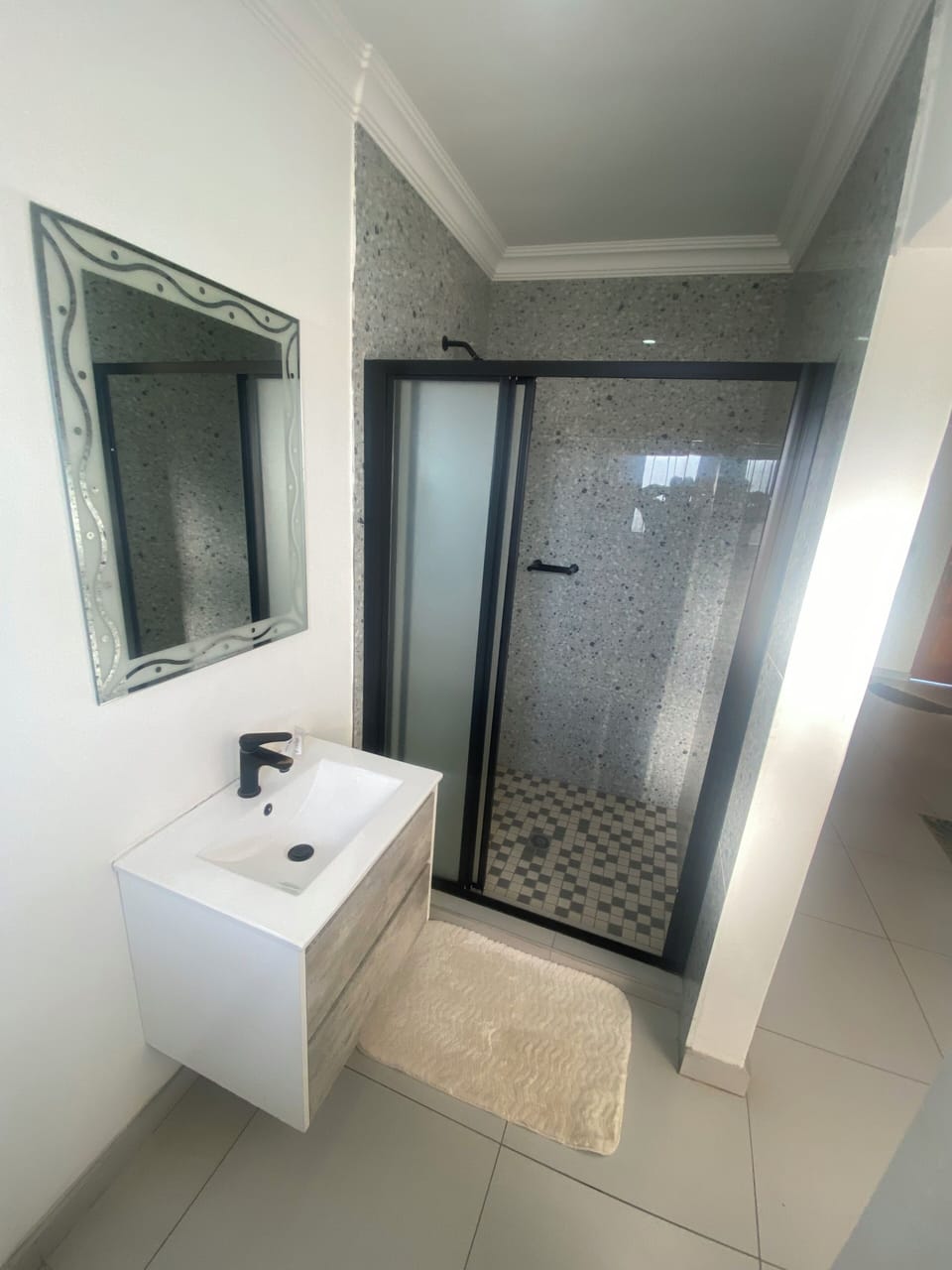 Bathroom shower