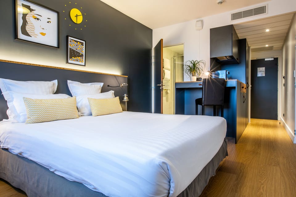 In-room safe, laptop workspace, soundproofing, iron/ironing board