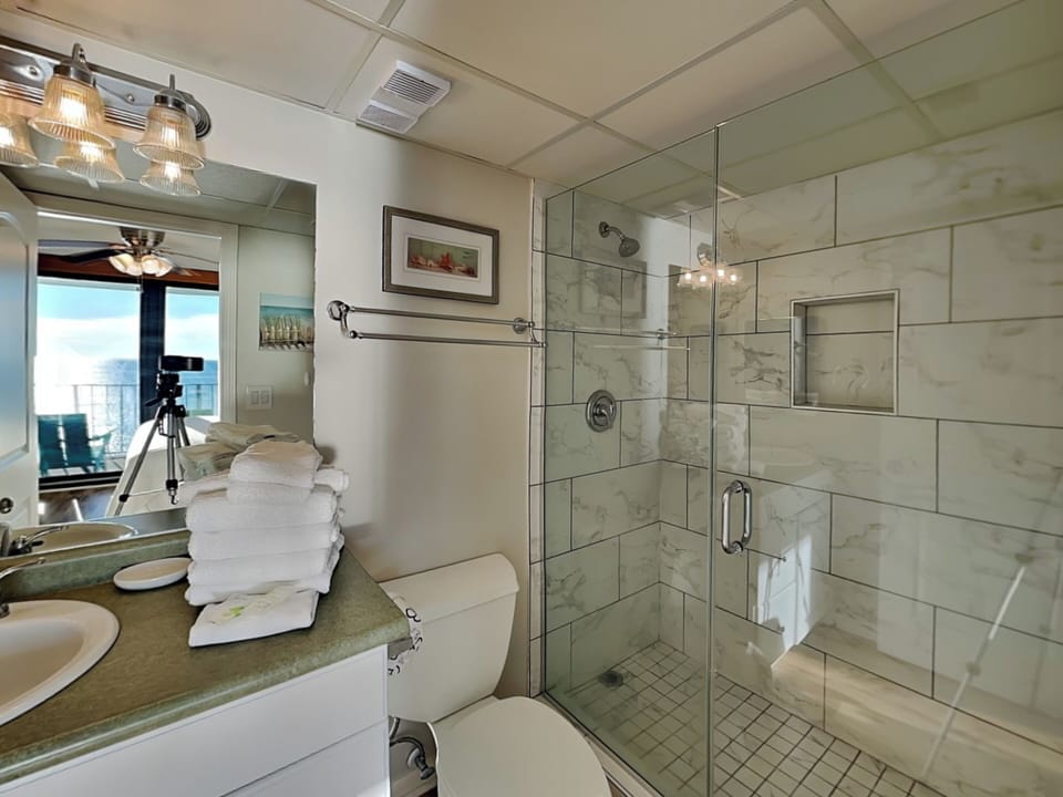 Watercrest #807 by Resort Collection Apartment in Lower Grand Lagoon