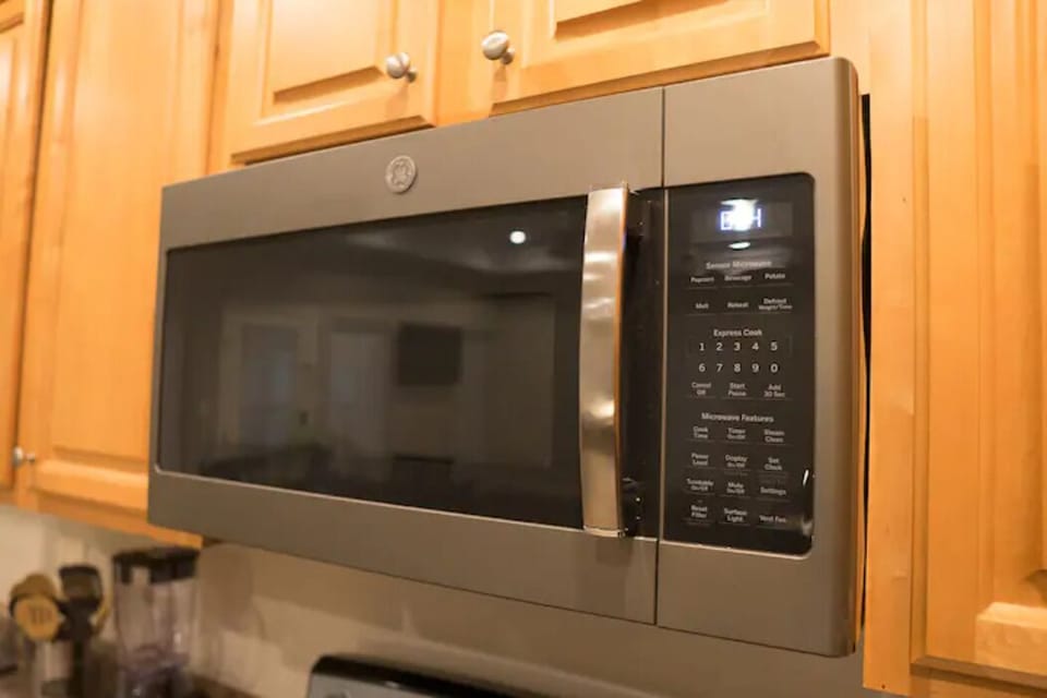 Microwave