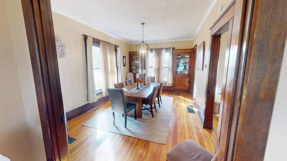 Maple_Leaf_Inn_1st_Choice_Lodging