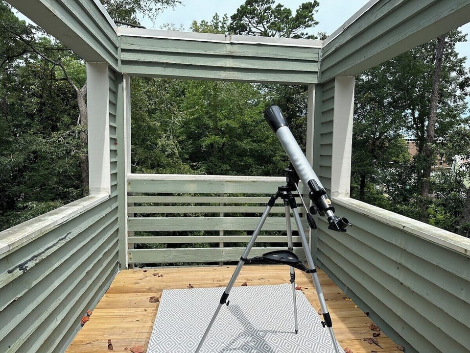 Unique stargazing area with a telescope 
