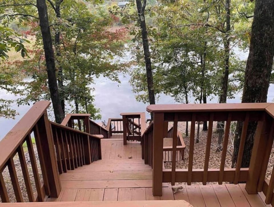 Stairs to the lake 