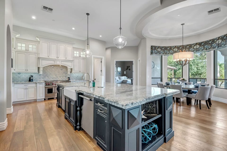 Fully Equipped Gourmet Kitchen, Butler Pantry, & Elegant Dining spaces