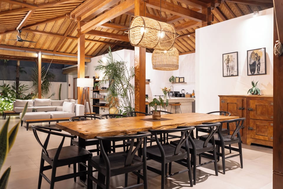 Deluxe Villa, 5 Bedrooms, Private Pool, Pool View | Dining room
