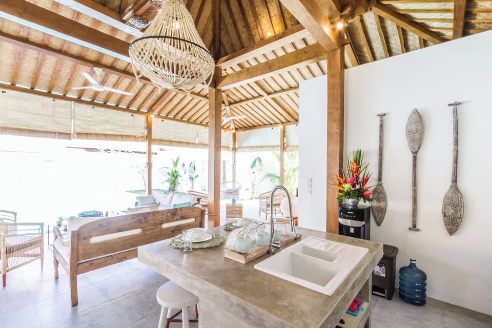 Deluxe Villa, 5 Bedrooms, Private Pool, Pool View | Private kitchen | Fridge, microwave, stovetop, coffee/tea maker