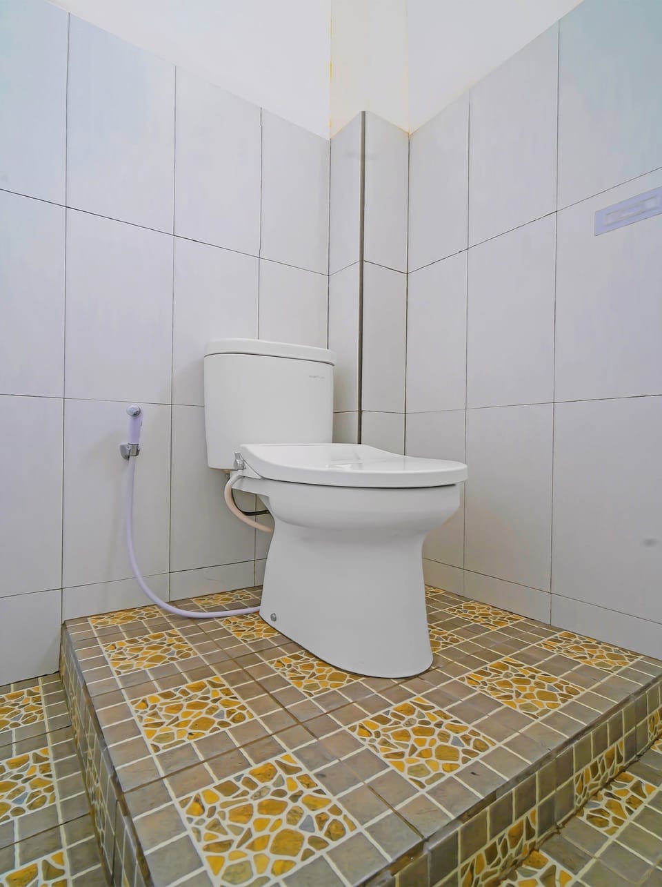 Deluxe Double Room | Bathroom | Shower, towels