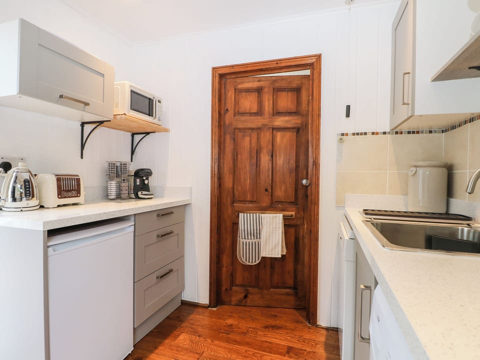 Fridge, dishwasher, electric kettle, toaster