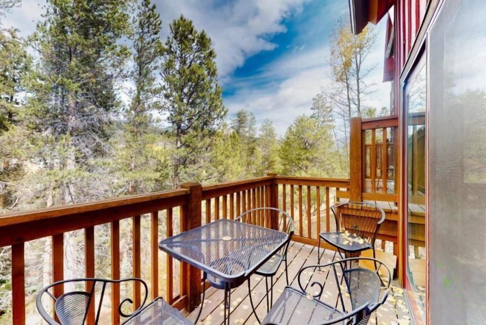 Condo (The Seasons Keystone 2 Bedroom in Lak) | Exterior