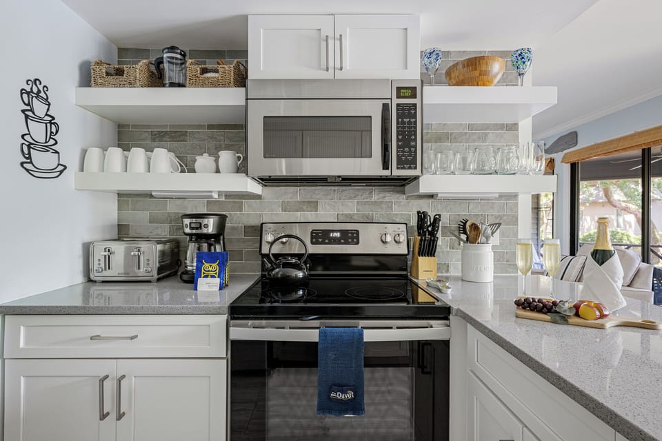 Fully Stocked Kitchen