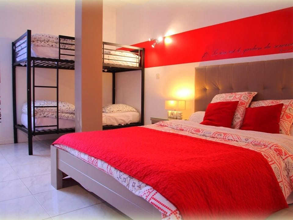 Standard Quadruple Room, Private Bathroom