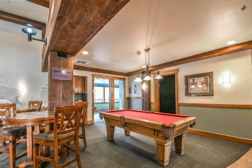 Condo (1 Bedroom Condo at The Springs in Riv) | Exterior